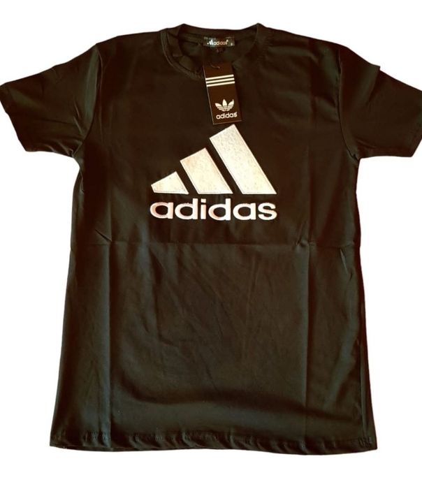 Tricou cu sigla cusută