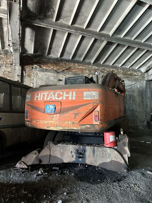 Колесный Экскаватор Hitachi ZX210