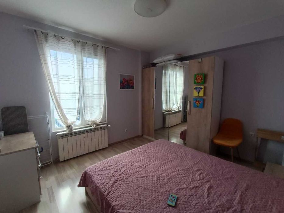 Дава под Наем 3-СТАЕН град София, Дружба 1