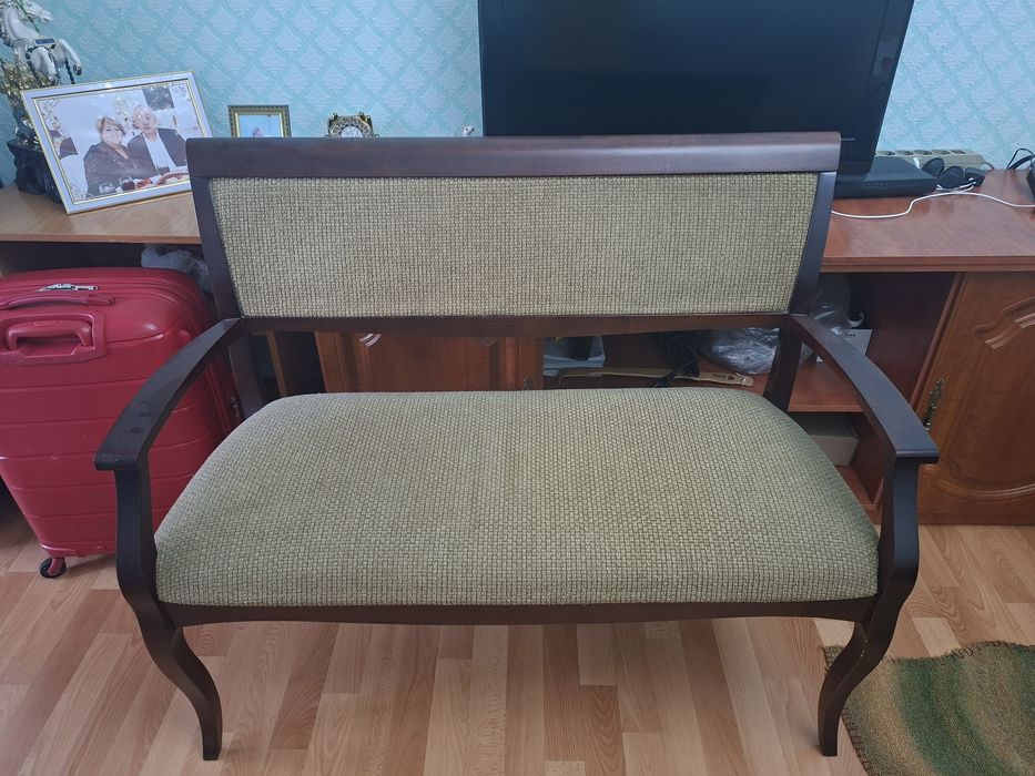 Продам мягкую скамейку