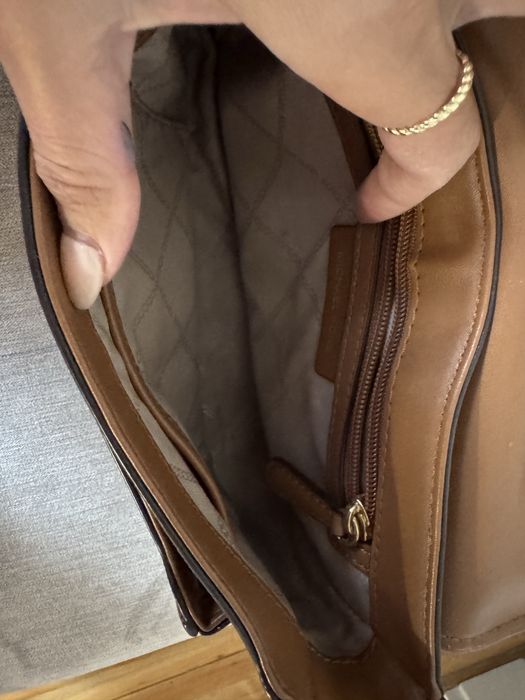 Чанта Michael Kors Bradshaw