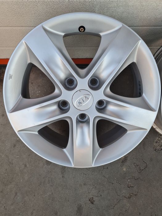 Оригинални джанти за КИА ХЮНДАЙ KIA HYUNDAI R16 5x114.3 ET51 6J