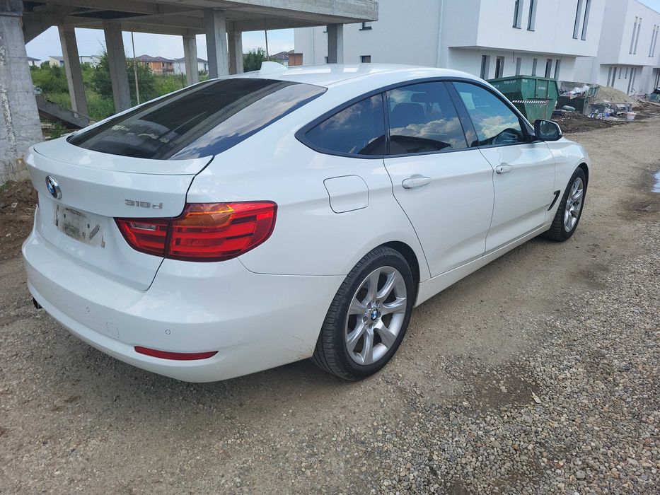 Fuzeta stanga-dreapta spate bmw seria 3 GT F34
