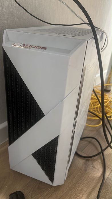 Игровой компьютер продам