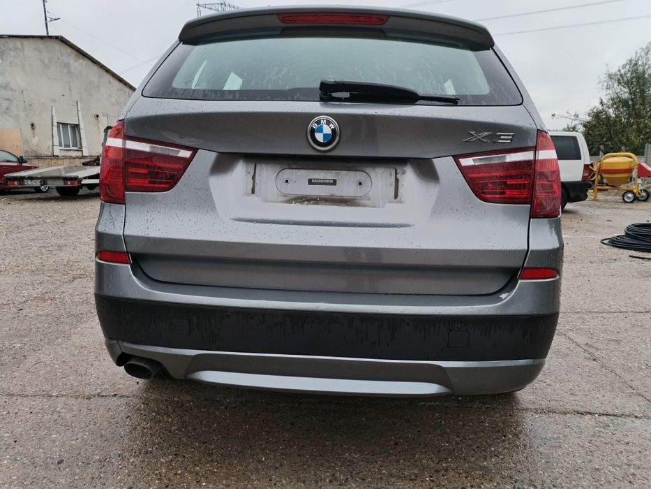 Bara spate cu senzori parcare  BMW X3 F25 cod culoare A52