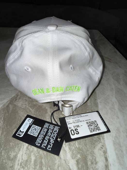.Sapca DSQUARED2 ..