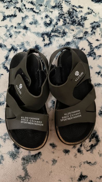 Продается обувь на мальчика