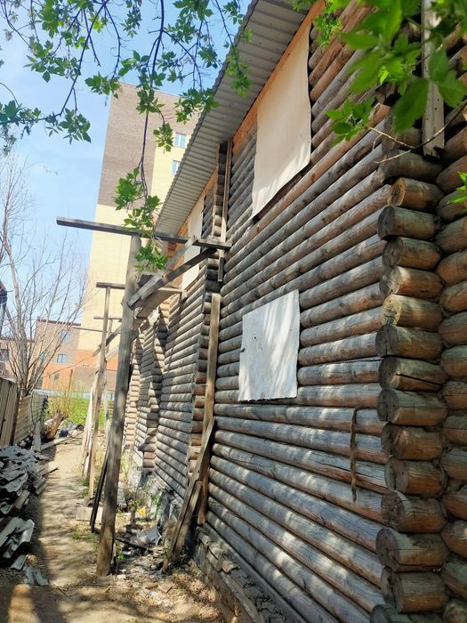 Продам сруб из оцилиндрованного бревна