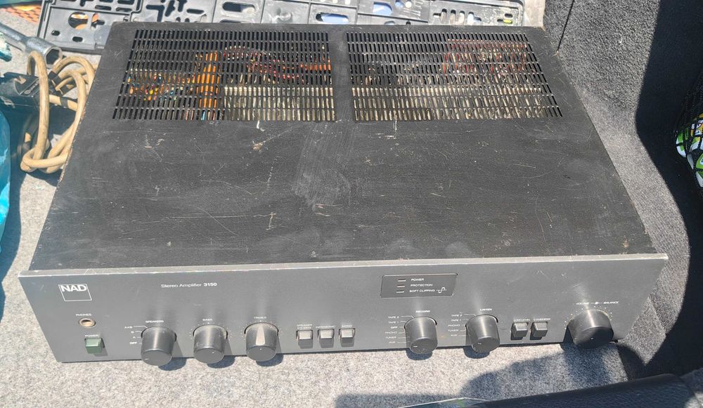 Усилвател NAD 3150