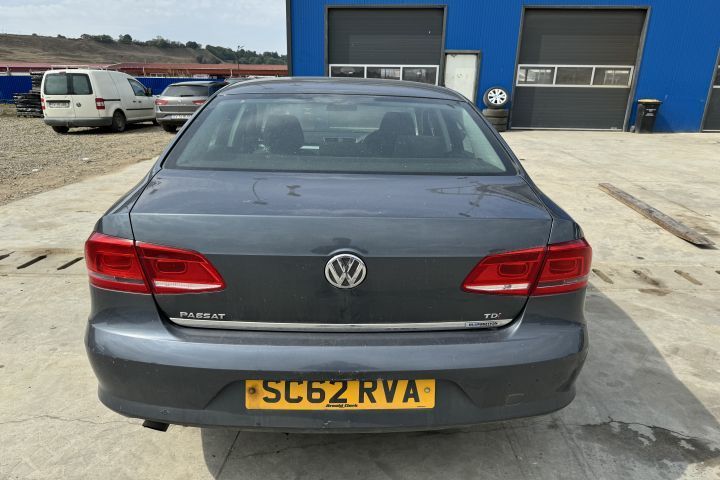 Usa / Portiera spate dreapta Volkswagen VW Passat B7 [2010 - 2015] Se