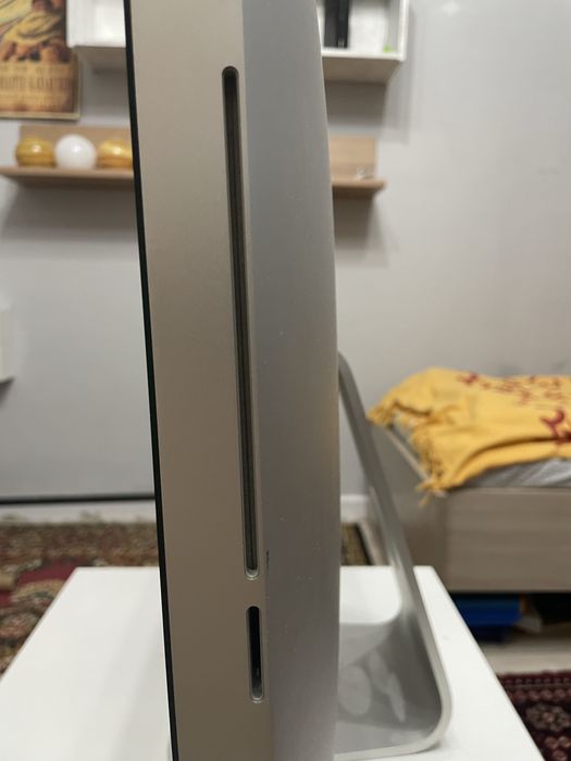 Продам Imac 2011 года