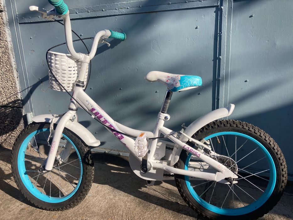 Продавам детско колело