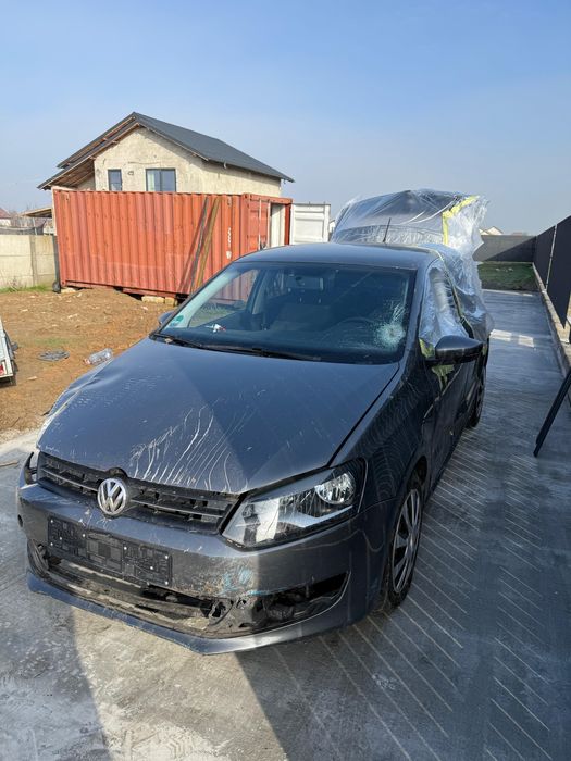Dezmembrez polo 2011 1.4 mpi dsg