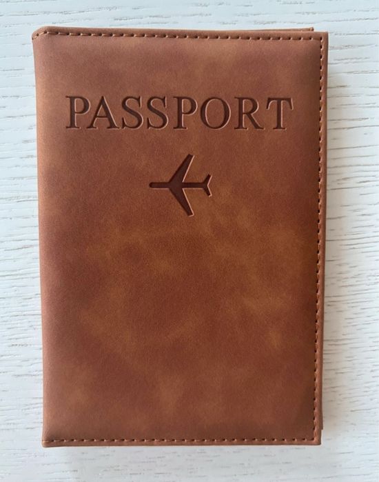 2 x Huse pasaport dama si barbati