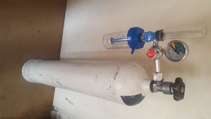 Давам под наем системи за дишане с кислородна бутилка за домашна упот