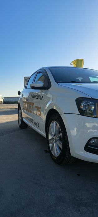 Фолксваген Поло 1.2 бензин Учебен
