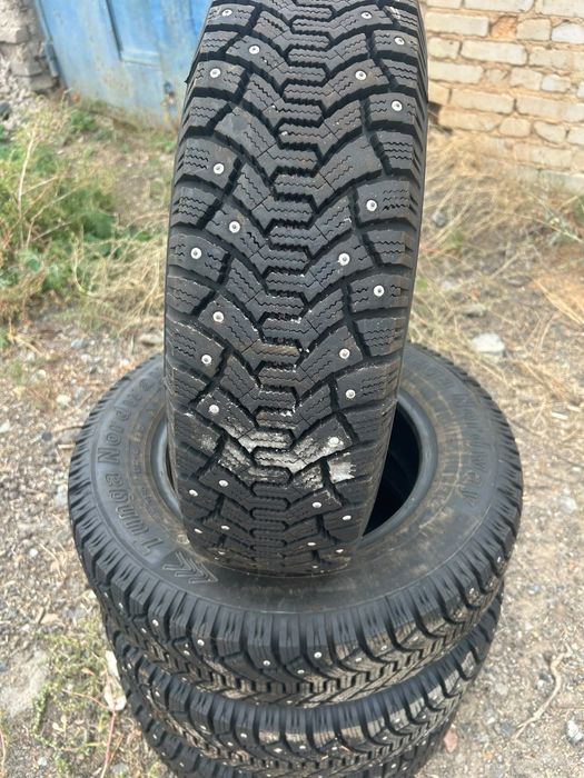 Продам зимние шины новый R 14