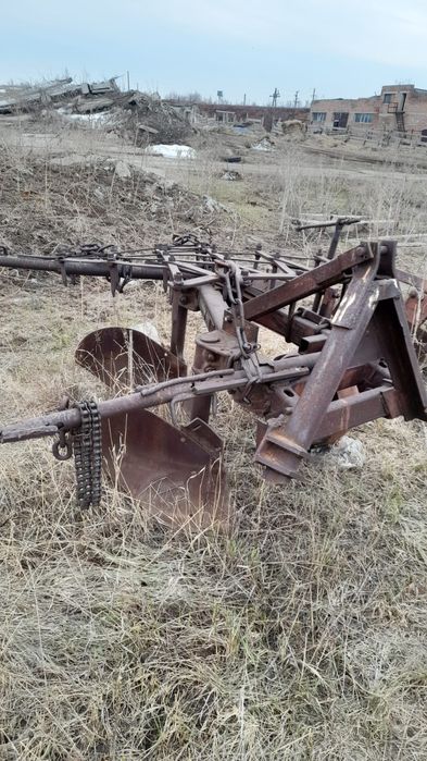 Плуг 2-х корпусный