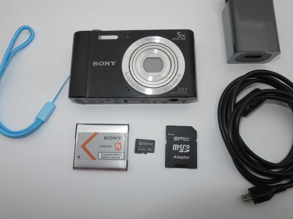 Sony Cybershot W800 ултракомпактен цифров фотоапарат, 20 MP дигитална камера, пълен комплект, тествана и работи Отлично