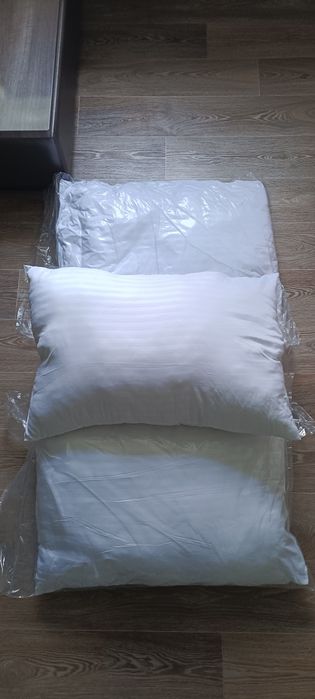 Продам новые подушки 50×70