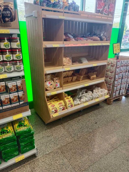 Нон полка, витринная полка для хлебо булочных изделий