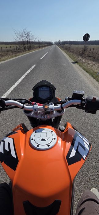 Vând Ktm Duke 125cc