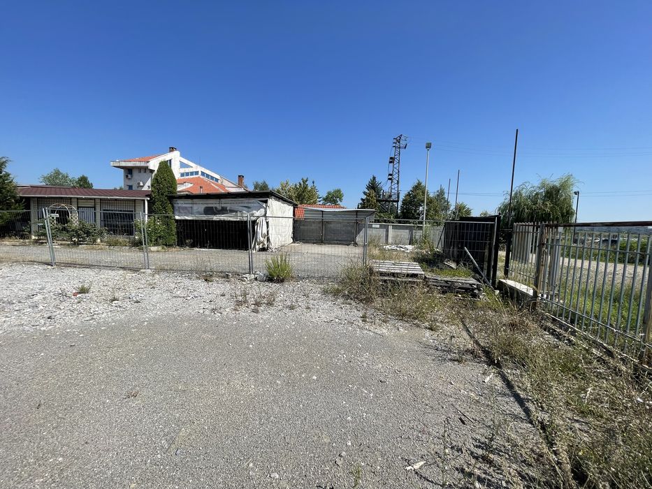 Дава се под наем Парцел в София, Суходол - 2500 кв.м за 2499 € - Снимка #2