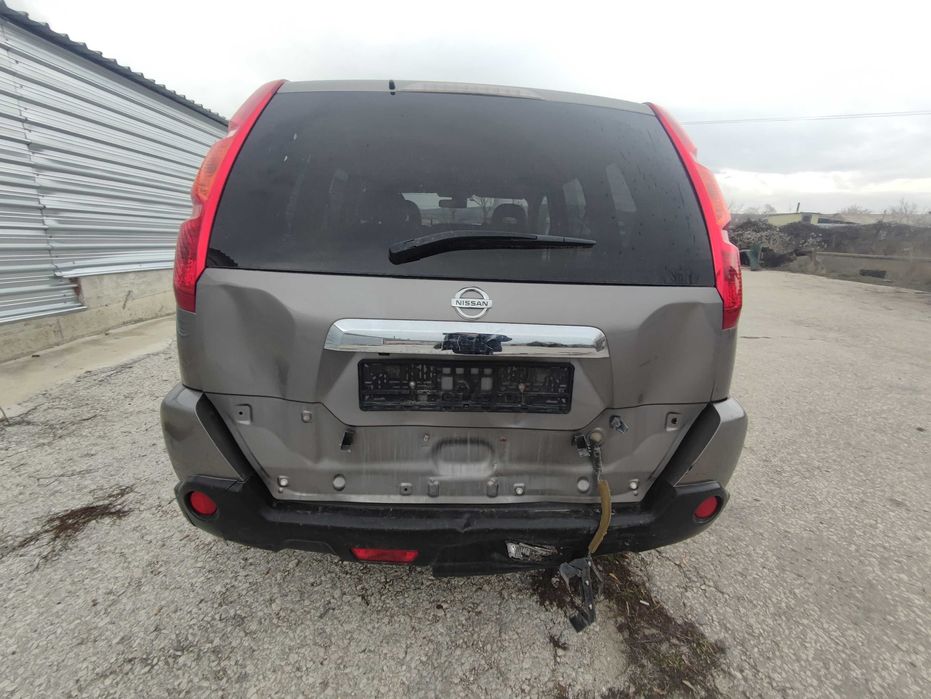 Nissan Xtrail 2.0d на части кожа кейлес го камера