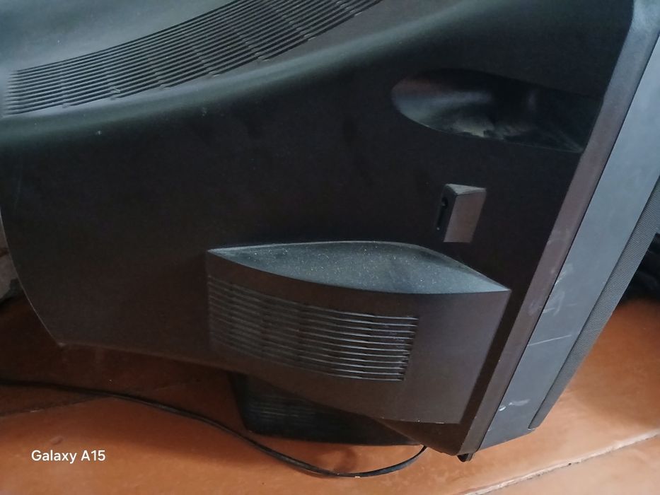 Продаю телевизор