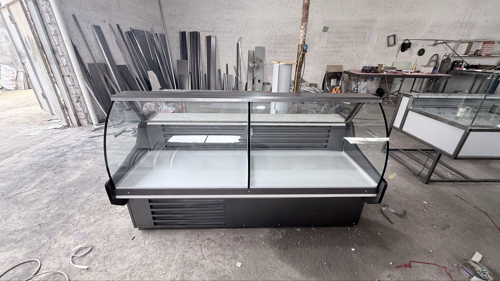 Витрина холодильник