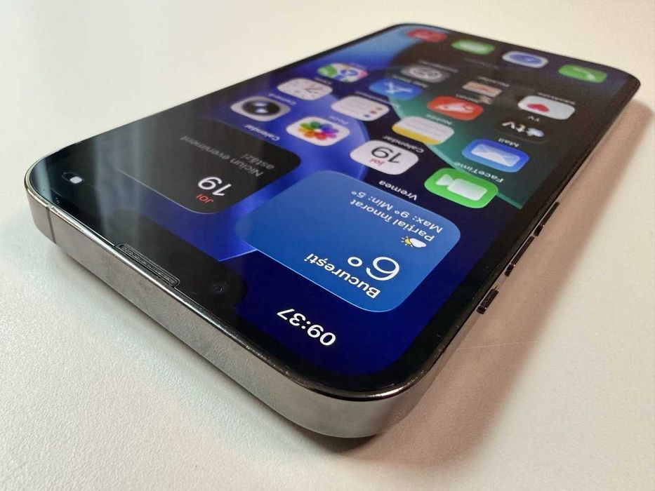  Apple / iPhone 13 Pro 128 Gb / Space Black / 90% Acumulator