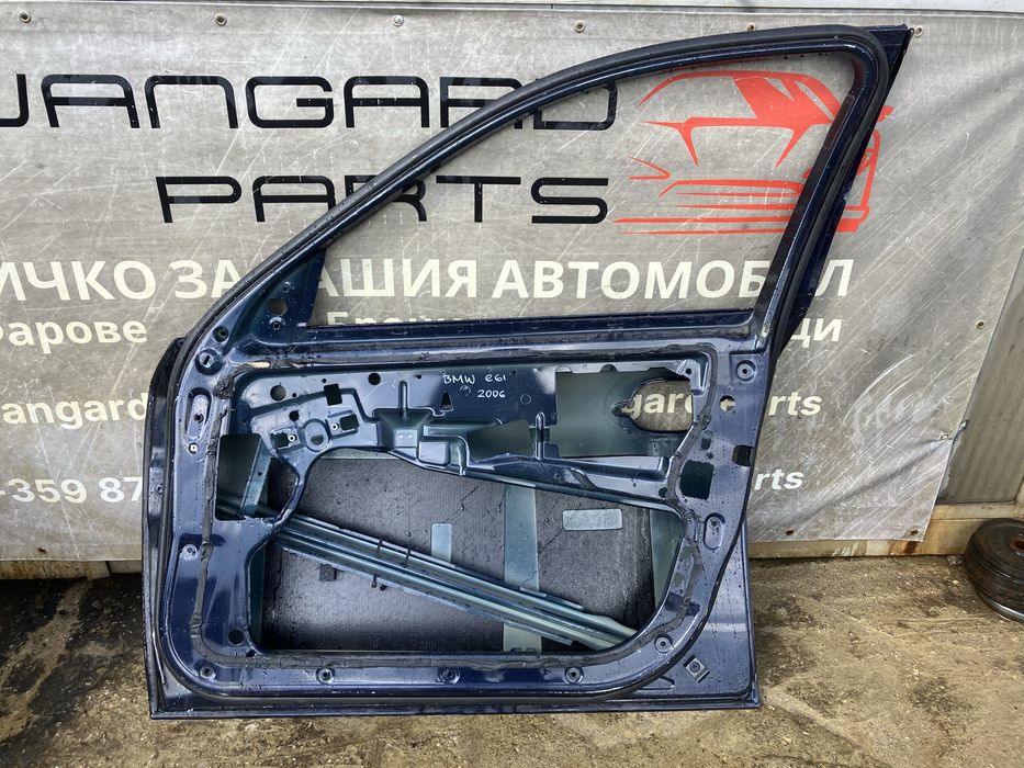 Предна дясна врата за bmw e61 2006г.