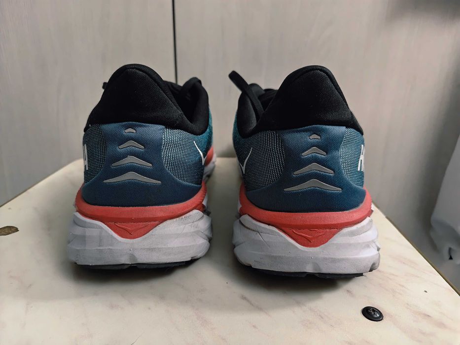 кроссовки Hoka Clifton 8