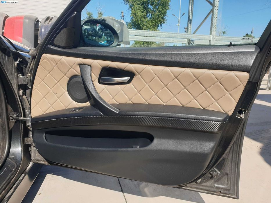 Set 4 Fete de Usi Tapiterii Tapiterie Interioara Portiere Stanga Dreapta Fata Spate Custom Retapitate cu Imperfectiuni BMW Seria 3 E91 Break Combi 2004 - 2011 [K7288]
