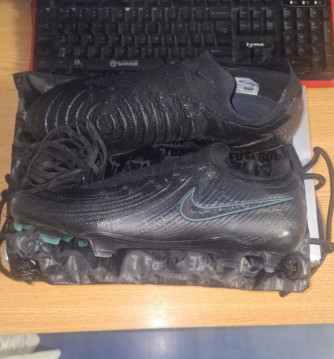 Ghete fotbal Nike Elite Phantom Luna 43