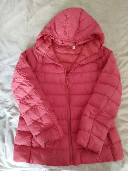 Продам куртки тонкие