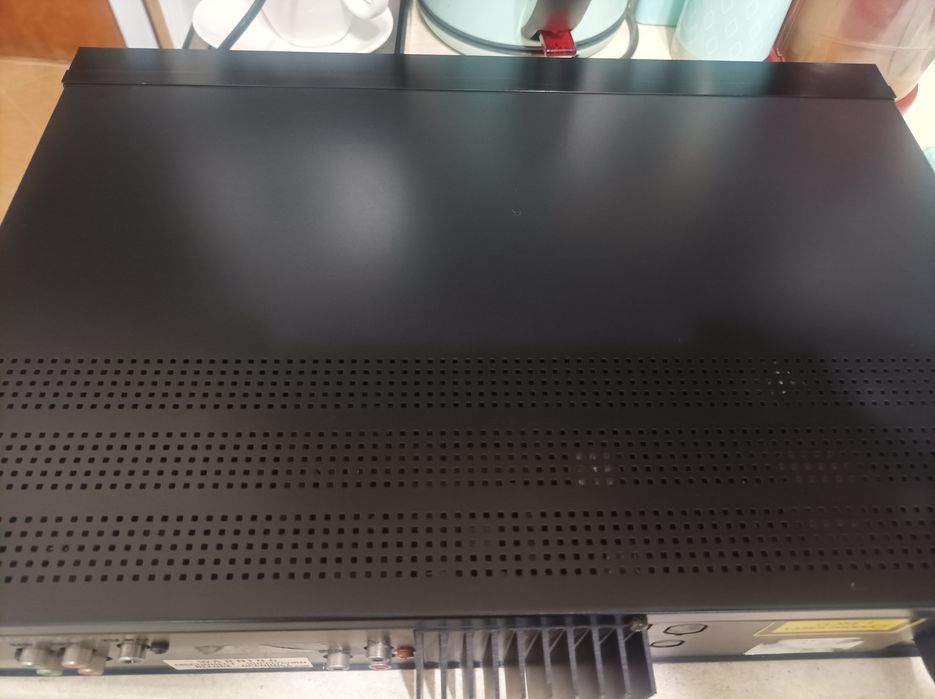 Продавам CD player Marantz CD 65