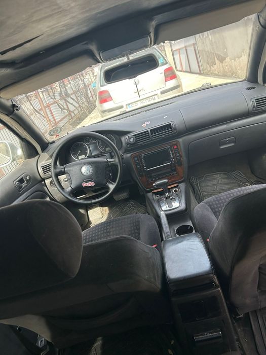 Vând Passat B5.5