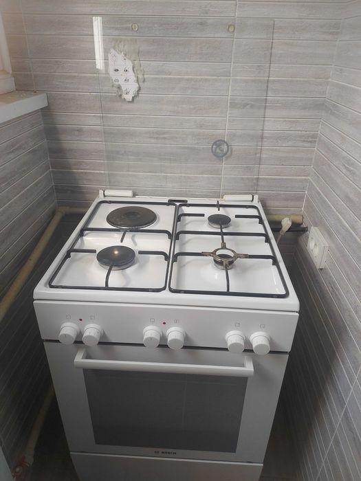 Продается плита BOSCH
