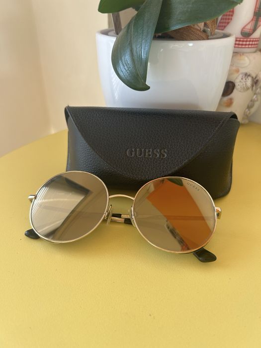 Слънчеви очила Guess