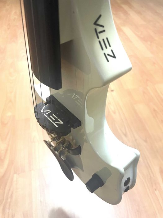 Vioara Zeta  pe 4 corzi/chei originala