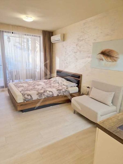 Продава се Едностаен апартамент в Созопол - 45 кв.м за 1534 €/кв.м - Снимка #1