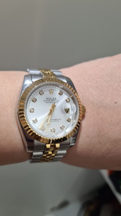 Часы Ролекс.сталь с бриллиантами