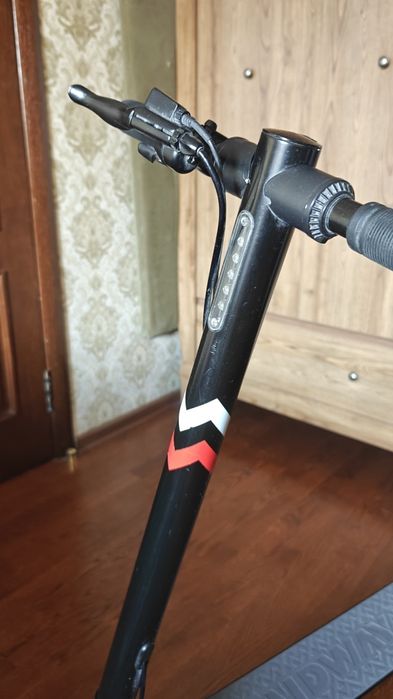 Электросамокат Midway