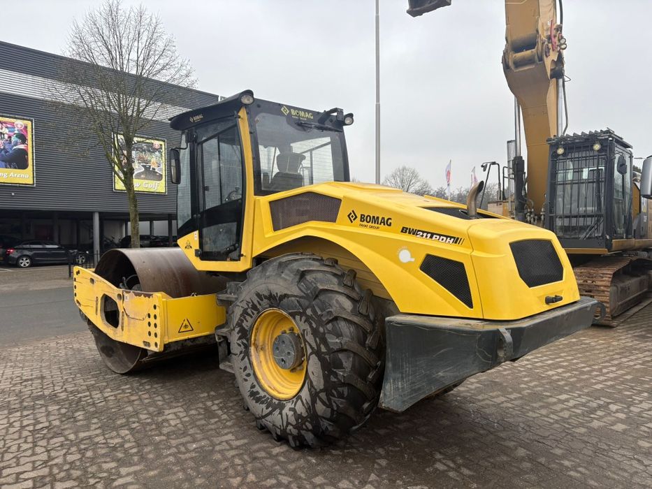 Bomag 211-5  PDH
