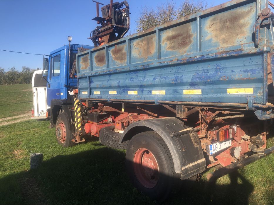 Man de vanzare 4x4 plus macara