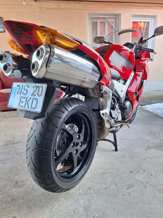 Honda VFR 800 vTec