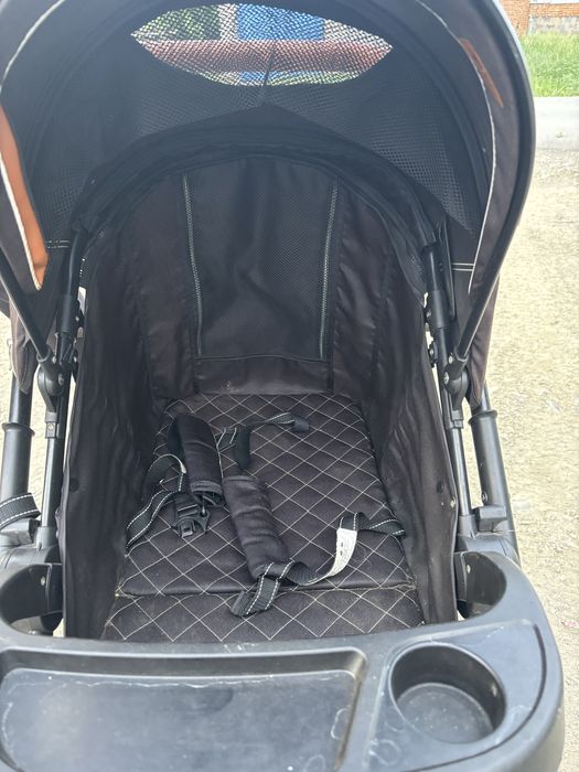 Продаю коляску Teknum