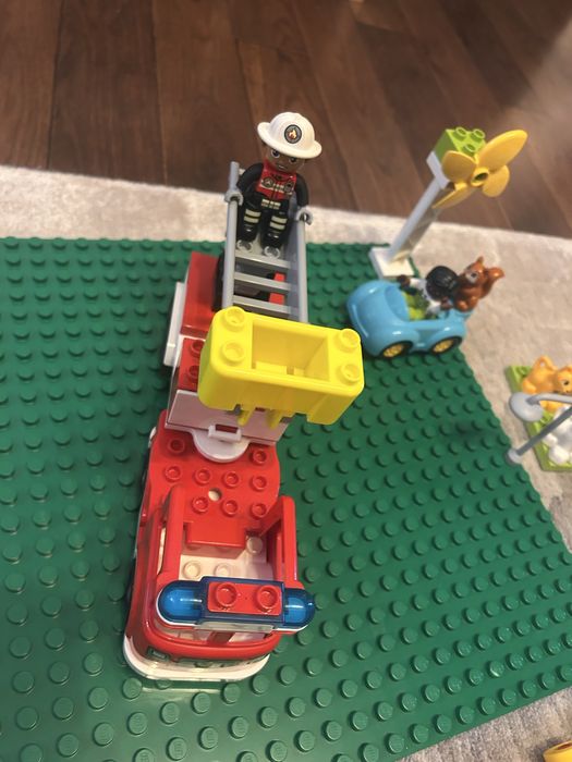 Lego duplo masina de pompieri