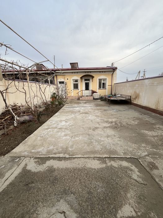 Катедж сотилади 2-сотихли